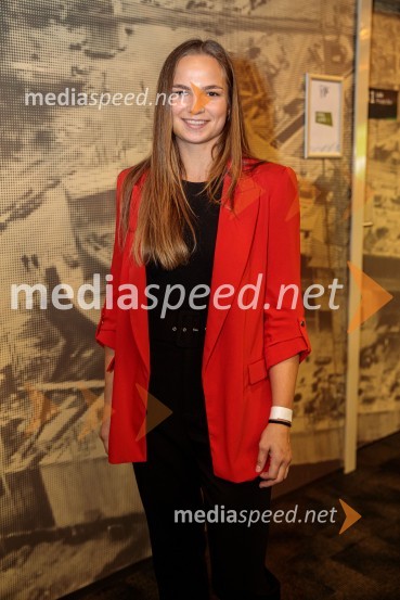  Kaja Kajzer, judoistkaSvetovno prvenstvo v odbojki 2022, Slovenija - Francija