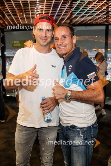  Žan  Košir, deskar na snegu;  Tomaž Barada, taekwondoist in kickbokser, predsednik Športne zveze Maribor, predsednik Športne zveze Maribor, podpredsednik Olimpijskega komiteja SlovenijeSvetovno prvenstvo v odbojki 2022, Slovenija - Francija