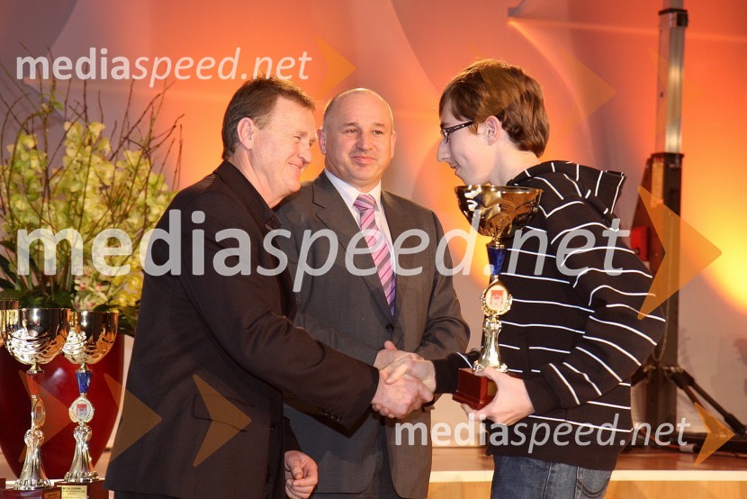 ..., Milan Mikl, mestni svetnik MOM, ...


 

 




 







 
Izbor športnik Maribora 2008