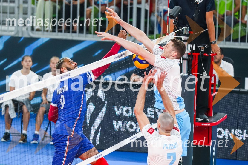  Earvin N'Gapeth, odbojkar;  Tonček  Štern, odbojkar;  Alen  Pajenk  , odbojkarSvetovno prvenstvo v odbojki 2022, Slovenija - Francija