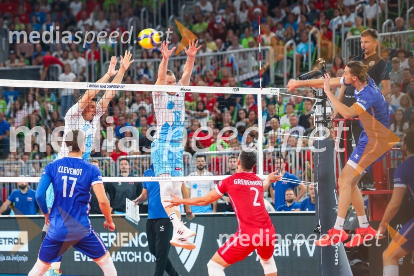 ... ;  Jan  Kozamernik, odbojkar;  Tine  Urnaut, kapetan slovenske odbojkarske reprezentance;  ... ;  ... ;  ... Svetovno prvenstvo v odbojki 2022, Slovenija - Francija