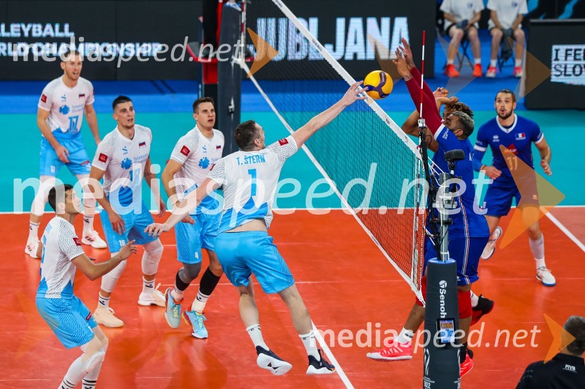  Tine  Urnaut, kapetan slovenske odbojkarske reprezentance;  Gregor  Ropret, odbojkar;  Klemen Čebulj, odbojkar;  Jan  Kozamernik, odbojkar;  Tonček  Štern, odbojkar;  Earvin N'Gapeth, odbojkarSvetovno prvenstvo v odbojki 2022, Slovenija - Francija