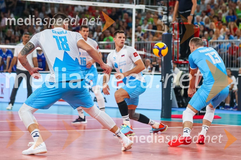  Klemen Čebulj, odbojkar;  Jan  Kozamernik, odbojkar;  Jani Kovačič, odbojkarSvetovno prvenstvo v odbojki 2022, Slovenija - Francija