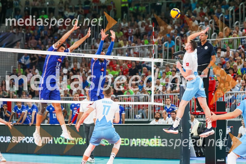  ... ;  ... ;  Tine Urnaut, odbojkar;  Tonček  Štern, odbojkarSvetovno prvenstvo v odbojki 2022, Slovenija - Francija