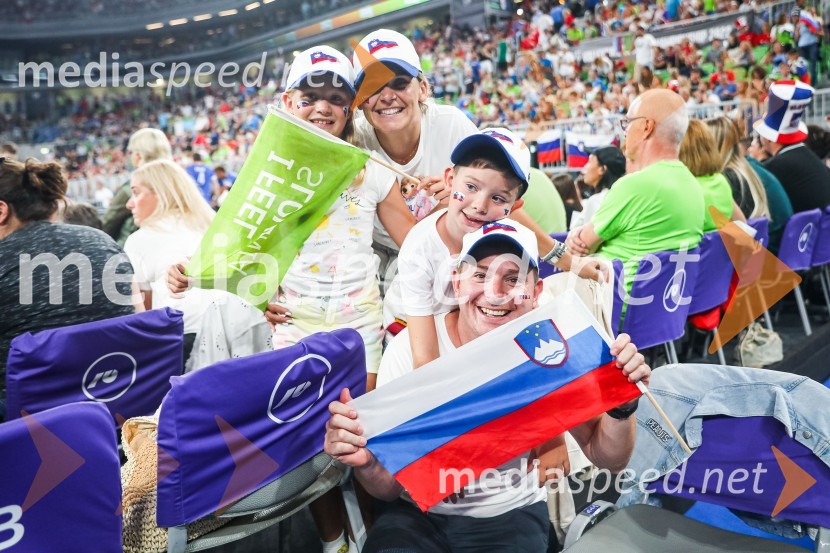  ... ;  Špela Prestor;  ... ;  Aleš Prestor, lastnik, Klub CirkusSvetovno prvenstvo v odbojki 2022, Slovenija - Francija