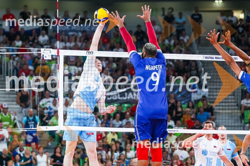  Tonček  Štern, odbojkar;  Earvin N'Gapeth, odbojkarSvetovno prvenstvo v odbojki 2022, Slovenija - Francija