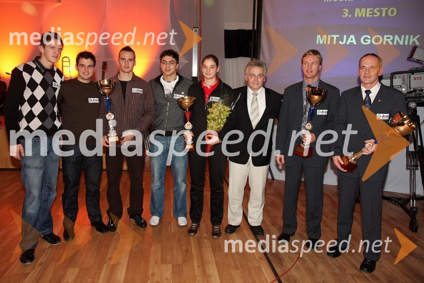 Jernej Jurše, slovenski veslač, Janez Zupanc, slovenski veslač, Janez Jurše, veslač, Gašper Fištravec, slovesnki veslač, Anja Šešum, slovenska veslačica, ..., Rok Kolander, veslač in Športnik Maribora 2008 ter Dušan Jurše, trener





 



 



 

 




 







 
Izbor športnik Maribora 2008