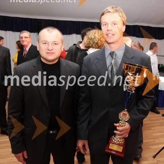 Franc Kangler, župan Maribora ter Rok Kolander, veslač in Športnik Maribora 2008 









 



 



 

 




 







 
Izbor športnik Maribora 2008