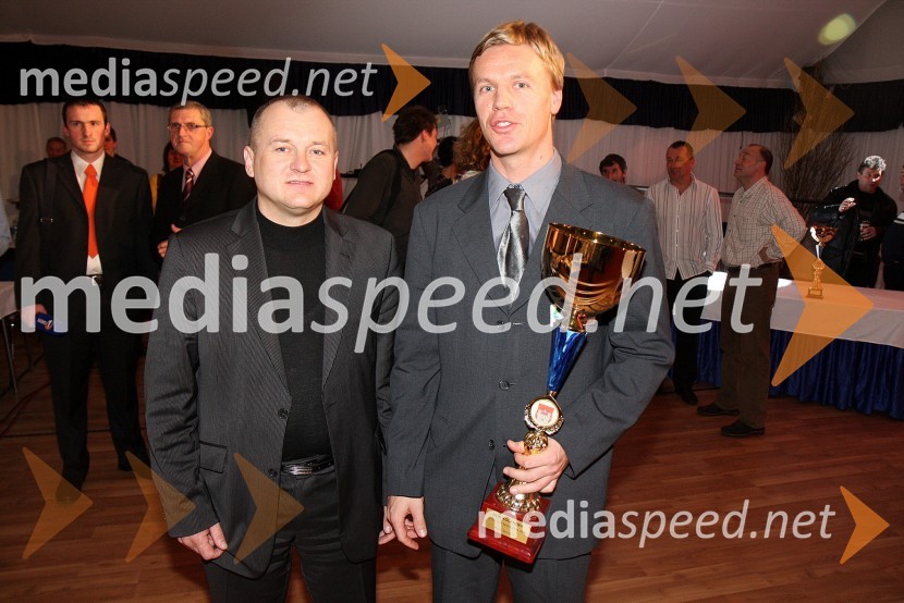 Franc Kangler, župan Maribora ter Rok Kolander, veslač in Športnik Maribora 2008 









 



 



 

 




 







 
Izbor športnik Maribora 2008