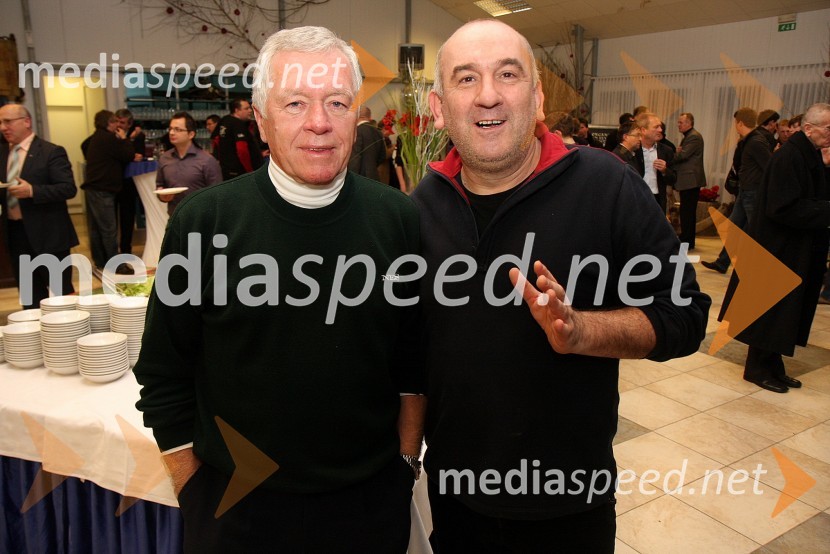 Tone Vogrinec, nekdanji direktor alpskih smučarskih disciplin in direktor smučarskega sklada in Vlado Poredoš, skupina Orlek 


 

 










 



 



 

 




 







 
Izbor športnik Maribora 2008