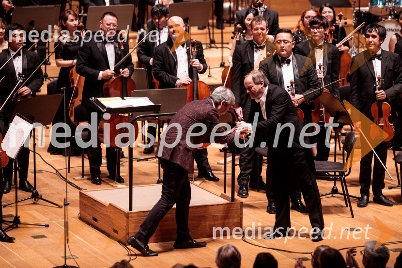  ... ;  Alfonso Scarano, dirigentTajski filharmonični orkester, Festival Ljubljana 2022