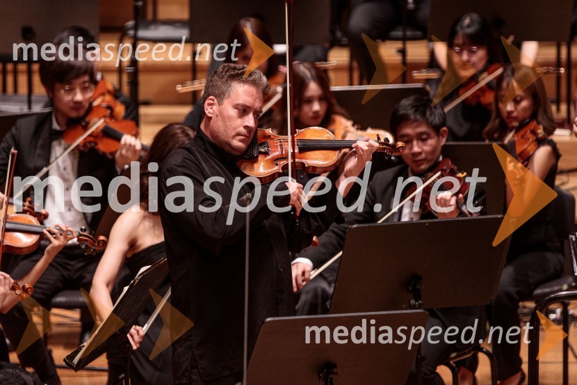  Kristóf Baráti, violinistTajski filharmonični orkester, Festival Ljubljana 2022