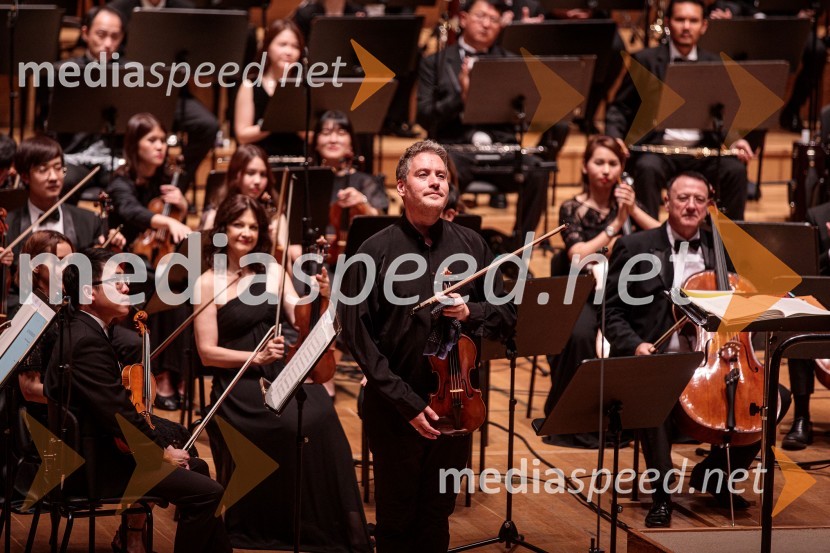  Kristóf Baráti, violinistTajski filharmonični orkester, Festival Ljubljana 2022
