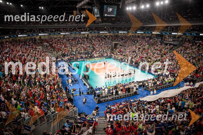 Slovenci na krilih polne dvorane Stožice  ekspresno odpravili Nemce in se uvrstili v osmino finala