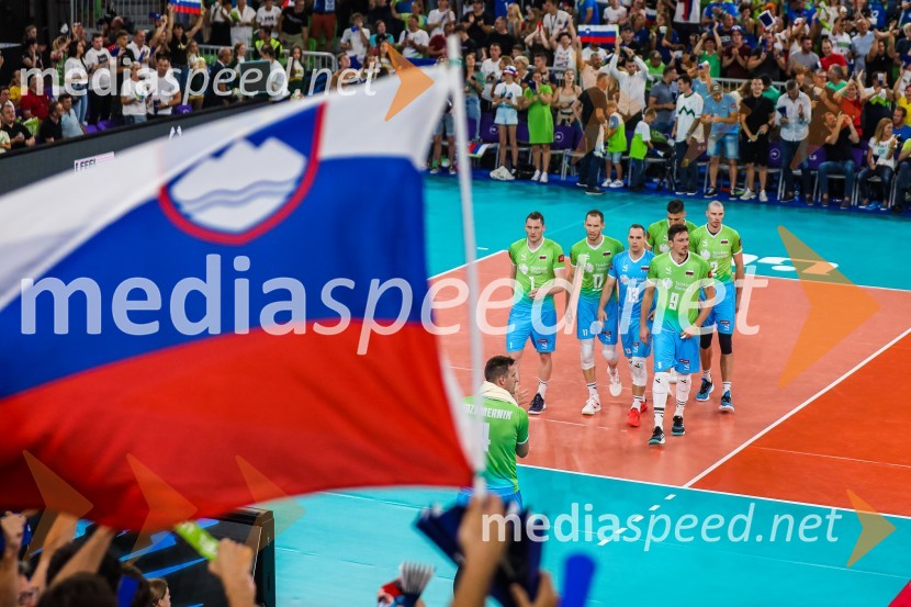 Slovenci na krilih polne dvorane Stožice  ekspresno odpravili Nemce in se uvrstili v osmino finala
