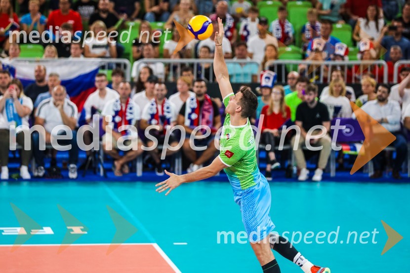  Jan  Kozamernik, odbojkarSlovenci na krilih polne dvorane Stožice  ekspresno odpravili Nemce in se uvrstili v osmino finala