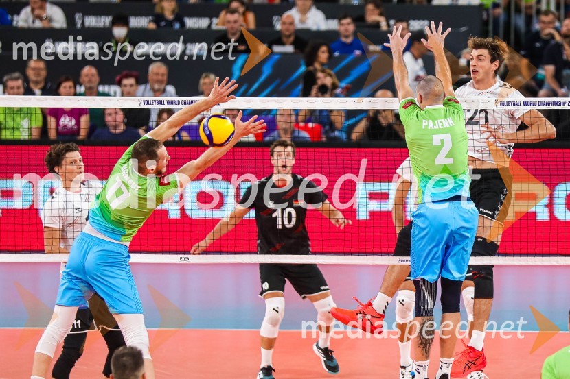  Tine  Urnaut, kapetan slovenske odbojkarske reprezentance;  Alen  Pajenk  , odbojkarSlovenci na krilih polne dvorane Stožice  ekspresno odpravili Nemce in se uvrstili v osmino finala