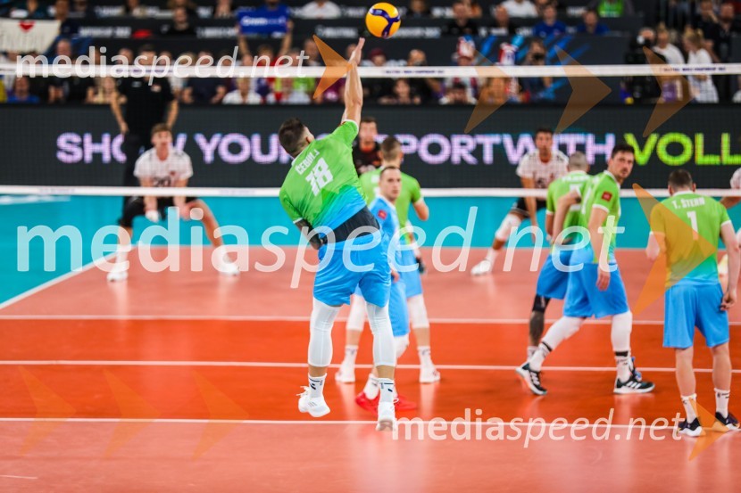  Klemen Čebulj, odbojkarSlovenci na krilih polne dvorane Stožice  ekspresno odpravili Nemce in se uvrstili v osmino finala