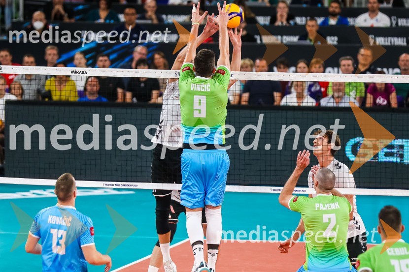  Jani Kovačič, odbojkar;  Dejan  Vinčić, odbojkar;  Alen  Pajenk  , odbojkarSlovenci na krilih polne dvorane Stožice  ekspresno odpravili Nemce in se uvrstili v osmino finala