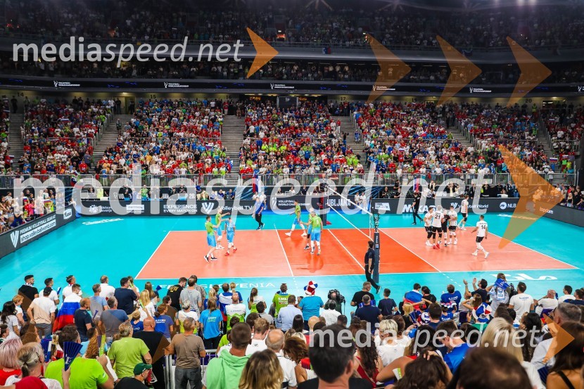 Slovenci na krilih polne dvorane Stožice  ekspresno odpravili Nemce in se uvrstili v osmino finala