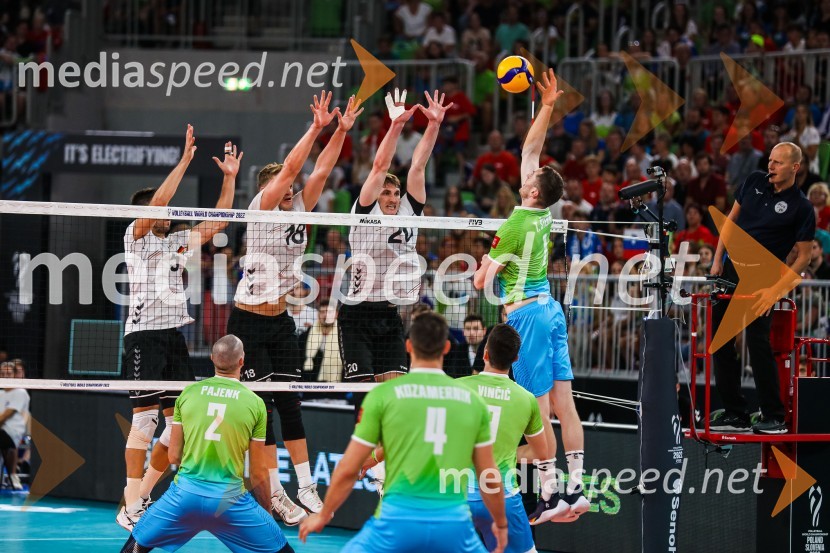  ... ;  Tonček  Štern, odbojkarSlovenci na krilih polne dvorane Stožice  ekspresno odpravili Nemce in se uvrstili v osmino finala