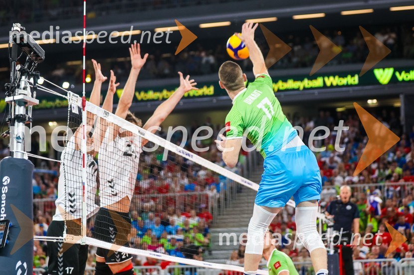  Tine  Urnaut, kapetan slovenske odbojkarske reprezentanceSlovenci na krilih polne dvorane Stožice  ekspresno odpravili Nemce in se uvrstili v osmino finala