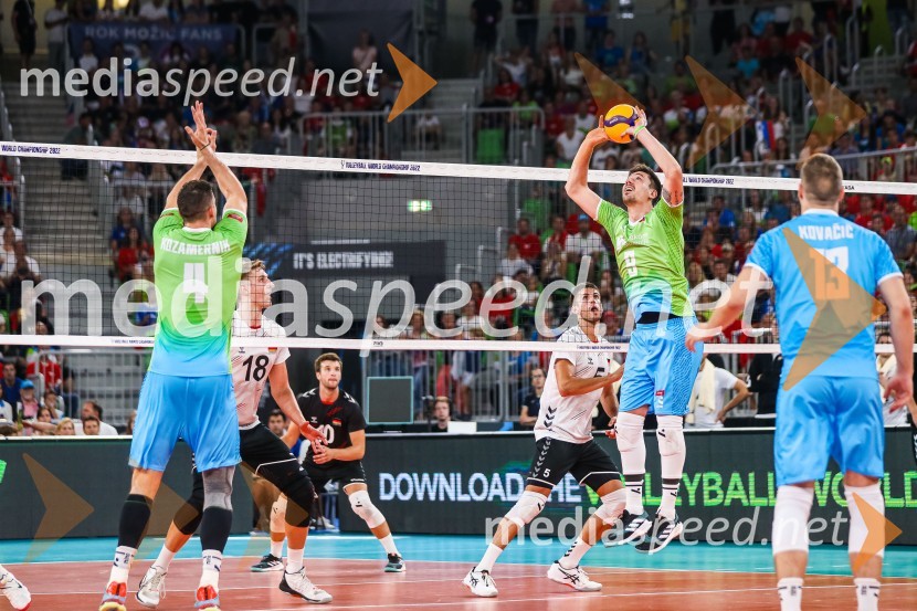  Jan  Kozamernik, odbojkar;  Dejan  Vinčić, odbojkar;  Jani Kovačič, odbojkarSlovenci na krilih polne dvorane Stožice  ekspresno odpravili Nemce in se uvrstili v osmino finala