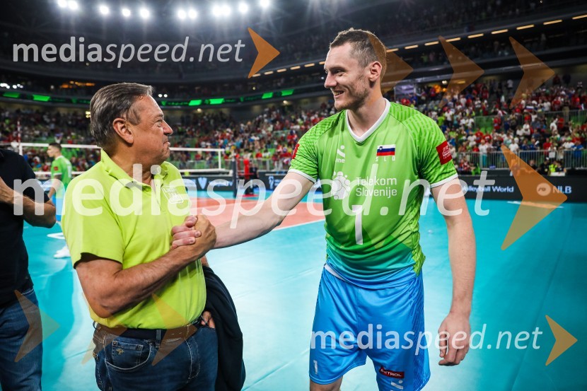  Zoran Janković, župan, Mestna občina Ljubljana;  Tonček  Štern, odbojkarSlovenci na krilih polne dvorane Stožice  ekspresno odpravili Nemce in se uvrstili v osmino finala