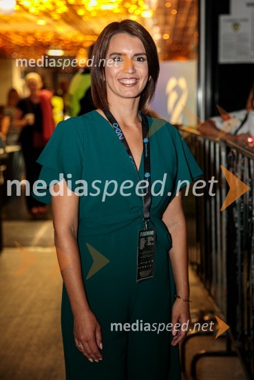  Nataša Gavranič, voditeljica športa, Planet TVSlovenci na krilih polne dvorane Stožice  ekspresno odpravili Nemce in se uvrstili v osmino finala