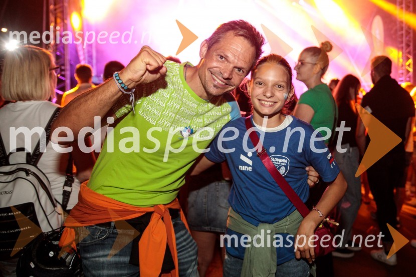  Žiga Fišer, Elektro Ljubljana d.d;  ... Slovenci na krilih polne dvorane Stožice  ekspresno odpravili Nemce in se uvrstili v osmino finala