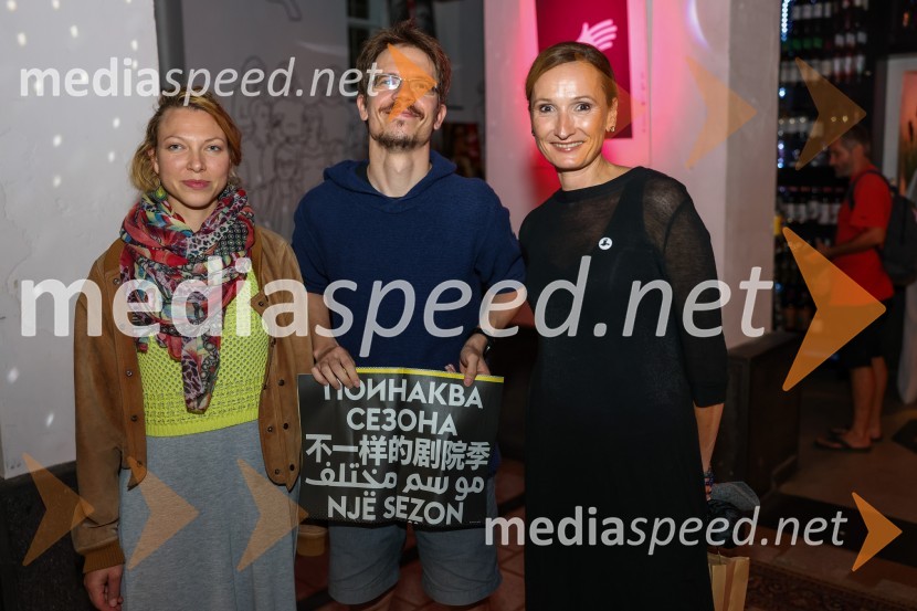  ... ;  ... ;  Helena Grahek, vodja marketinga in odnosi z javnostmi, Slovensko mladinsko gledališčeDrugačna sezona, predstavitev sezone 2022/23, Slovensko mladinsko gledališče Ljubljana