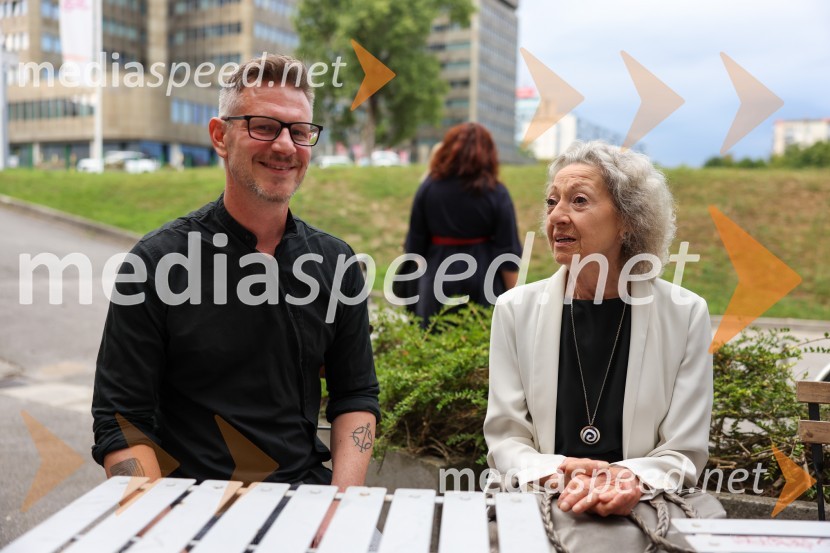  Tibor Mihelič Syed, direktor, Slovensko mladinsko gledališče;  ... Drugačna sezona, predstavitev sezone 2022/23, Slovensko mladinsko gledališče Ljubljana