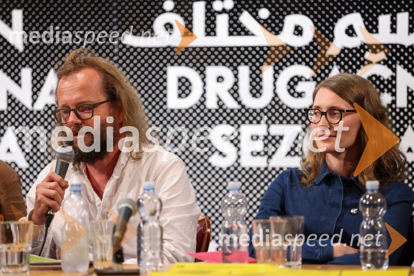  Sebastijan  Horvat, režiser;  Urška Brodar, dramaturginja, Slovensko mladinsko gledališčeDrugačna sezona, predstavitev sezone 2022/23, Slovensko mladinsko gledališče Ljubljana