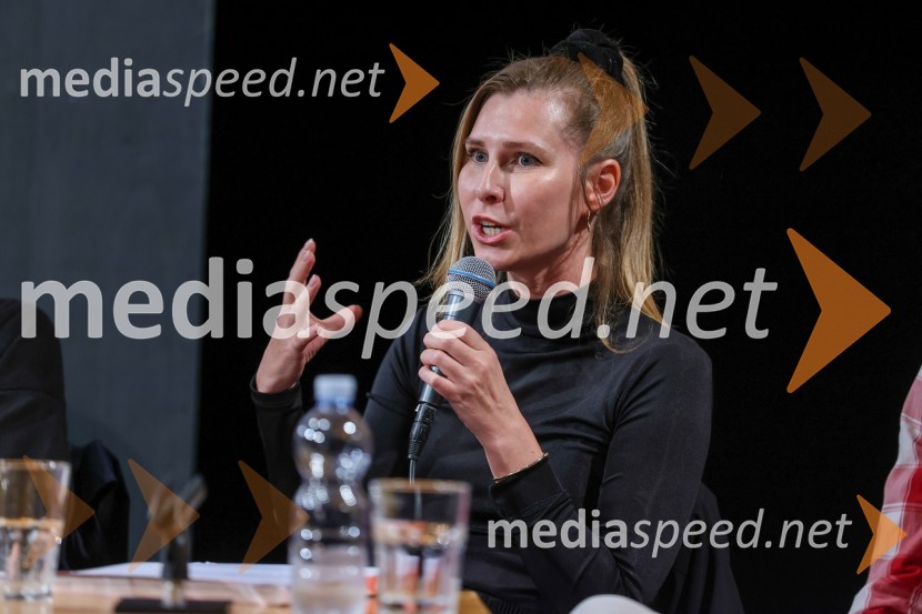  Alja Lobnik, direktorica, Zavod MaskaDrugačna sezona, predstavitev sezone 2022/23, Slovensko mladinsko gledališče Ljubljana