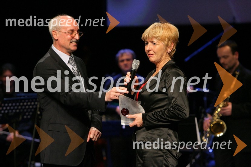 Srečko Pirtovšek, odgovorni urednik revij Založbe Kapital in mama smučarja Mitja DragšičaNaj Mariborčan 2008