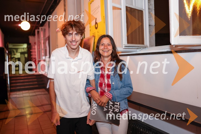  ... ;  Simona Semenič, dramatičarkaDrugačna sezona, predstavitev sezone 2022/23, Slovensko mladinsko gledališče Ljubljana