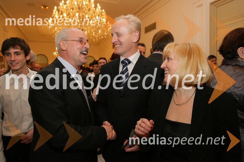 Srečko Pirtovšek, odgovorni urednik revij Založbe Kapital, Danilo Burnač, podžupan Maribora in žena Danila BurnačaNaj Mariborčan 2008