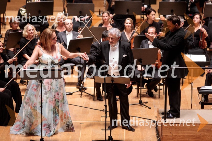 María José Siri, sopran;  Plácido Domingo, tenorist;  Jordi Bernácer, dirigentNoche española, koncert Plácida Dominga, Festival Ljubljana 2022