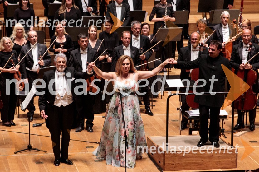  Plácido Domingo, tenorist;  María José Siri, sopran;  Jordi Bernácer, dirigentNoche española, koncert Plácida Dominga, Festival Ljubljana 2022