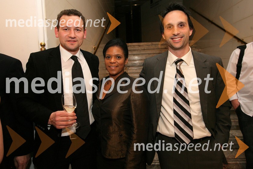 ..., Karidia Toure Zagrajšek, svetovalka na Oddelku za Korporativno komuniciranje Nova KBM in Mihael Zagrajšek, analitik finančnih in kapitalskih trgov, VeritasNaj Mariborčan 2008