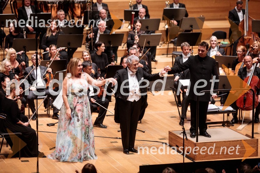  María José Siri, sopran;  Plácido Domingo, tenorist;  Jordi Bernácer, dirigentNoche española, koncert Plácida Dominga, Festival Ljubljana 2022