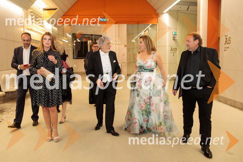  Janja Lamberger;  Plácido Domingo, tenorist;  María José Siri, sopran;  Darko  Brlek, direktor in umetniški vodja, Festival LjubljanaNoche española, koncert Plácida Dominga, Festival Ljubljana 2022