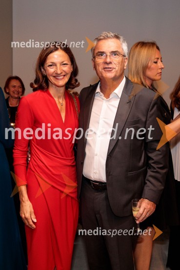 prof. dr. Maja Makovec Brenčič, nekdanja ministrica za izobraževanje, znanost in šport;  Aleksander  Zalaznik, generalni direktor Danfoss Trata, predsednik Združenja ManagerNoche española, koncert Plácida Dominga, Festival Ljubljana 2022