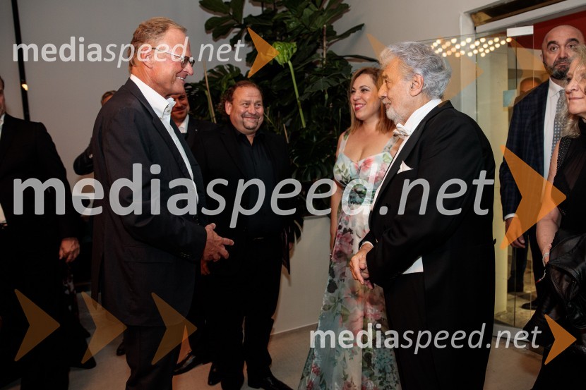  Janez  Škrabec, direktor Riko d.o.o.;  Darko  Brlek, direktor in umetniški vodja, Festival Ljubljana;  María José Siri, sopran;  Plácido Domingo, tenoristNoche española, koncert Plácida Dominga, Festival Ljubljana 2022