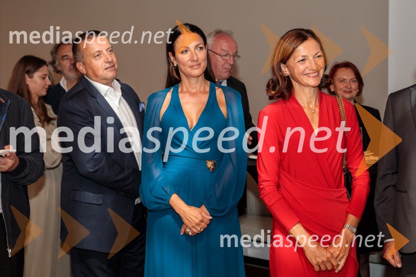  Joc Pečečnik, poslovnež;  Maruša Pečečnik; prof. dr. Maja Makovec Brenčič, nekdanja ministrica za izobraževanje, znanost in športNoche española, koncert Plácida Dominga, Festival Ljubljana 2022