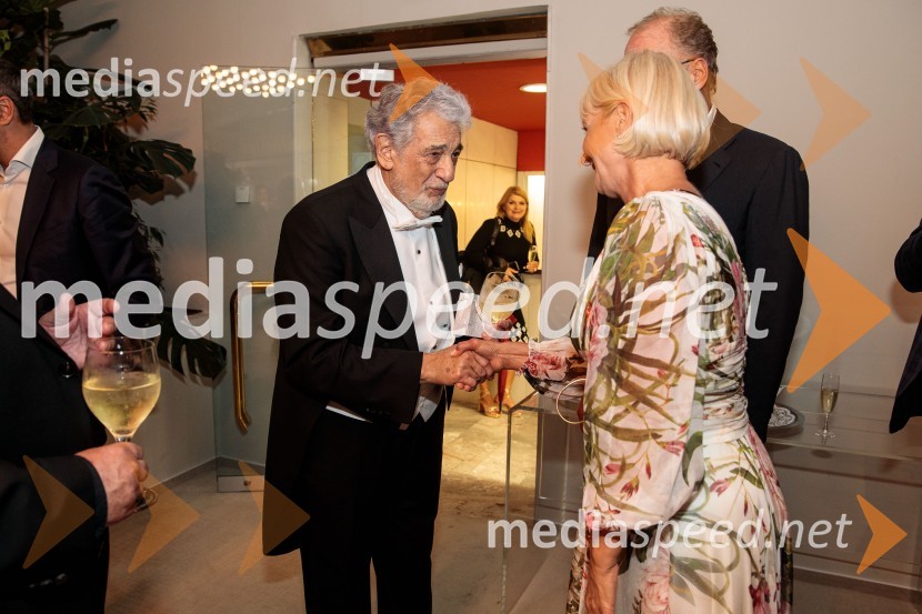  Plácido Domingo, tenorist;  Sonja Poljanšek Škrabec, lastnica Welness centra SunnyNoche española, koncert Plácida Dominga, Festival Ljubljana 2022
