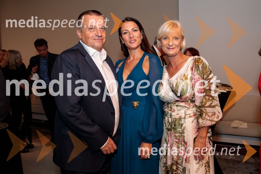  Joc Pečečnik, poslovnež;  Maruša Pečečnik;  Sonja Poljanšek Škrabec, lastnica Welness centra SunnyNoche española, koncert Plácida Dominga, Festival Ljubljana 2022