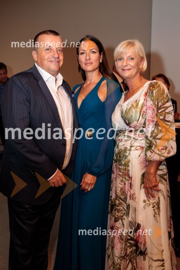  Joc Pečečnik, poslovnež;  Maruša Pečečnik;  Sonja Poljanšek Škrabec, lastnica Welness centra SunnyNoche española, koncert Plácida Dominga, Festival Ljubljana 2022