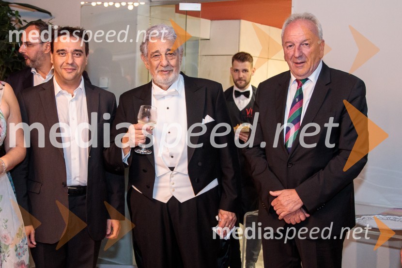  Jordi Bernácer, dirigent;  Plácido Domingo, tenorist;  ... Noche española, koncert Plácida Dominga, Festival Ljubljana 2022