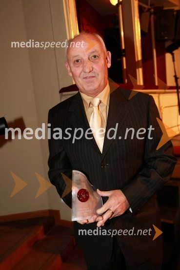 Janez Ajlec, solastnik družinskega podjetja AJM in dobitnik nagrade za Naj Srednje in malo podjetje po mnenju novinarjev in MariborčanovNaj Mariborčan 2008